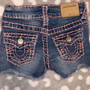 True Religion Distressed Cut-off Shorts sz3T